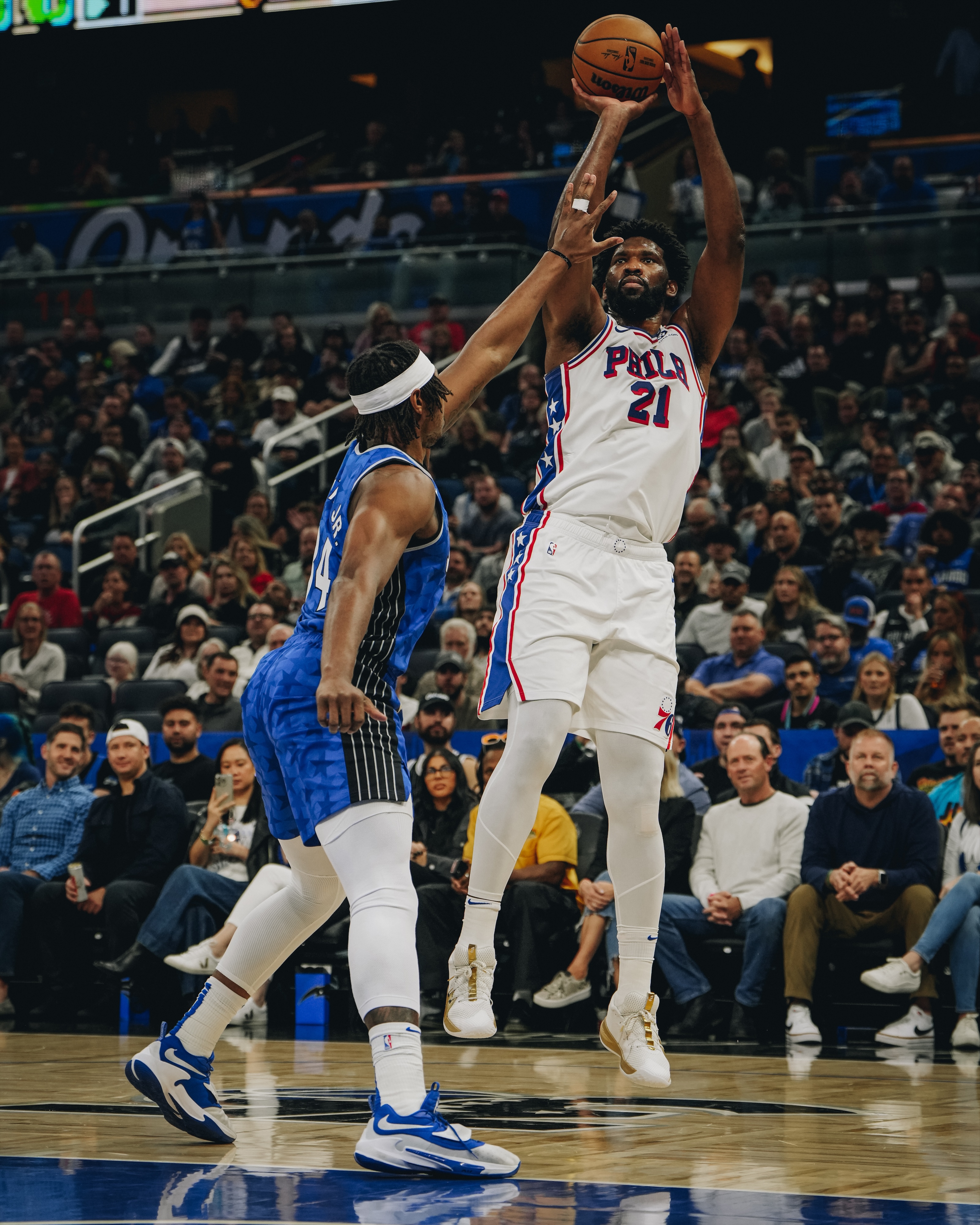 今晨瓦伦西亚调整名单以备NBA季后赛；队长鼓劲环节打磨；引发热议；年轻球员得到机会的简单介绍