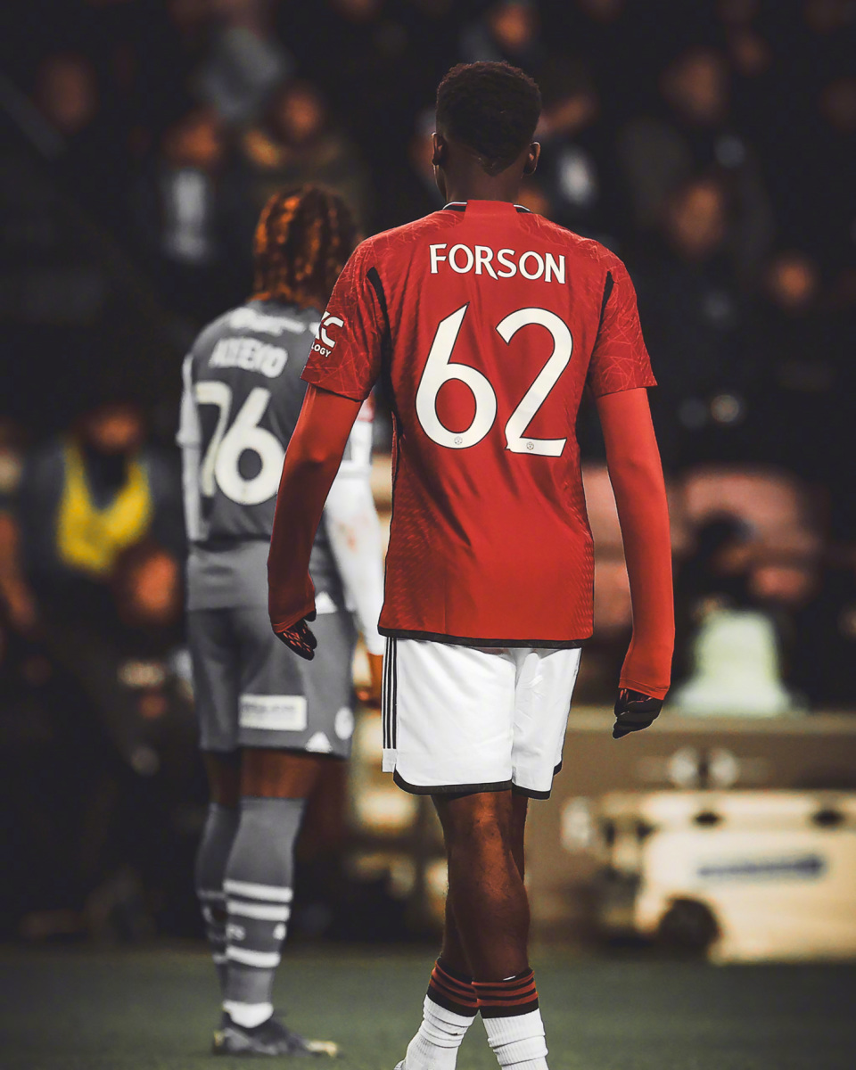 壹号娱乐官网曼联发布备战花絮，集结日状态回暖，西甲任务艰巨，临场指挥获称赞的简单介绍