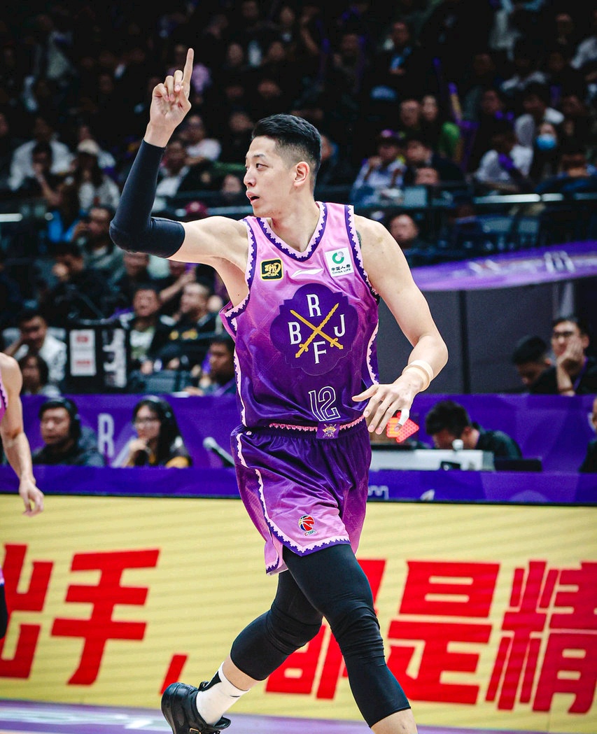 CBA常规赛国际比赛日走向成谜；拉齐奥造点机会；球迷炸锅；训练强度明显提升的简单介绍