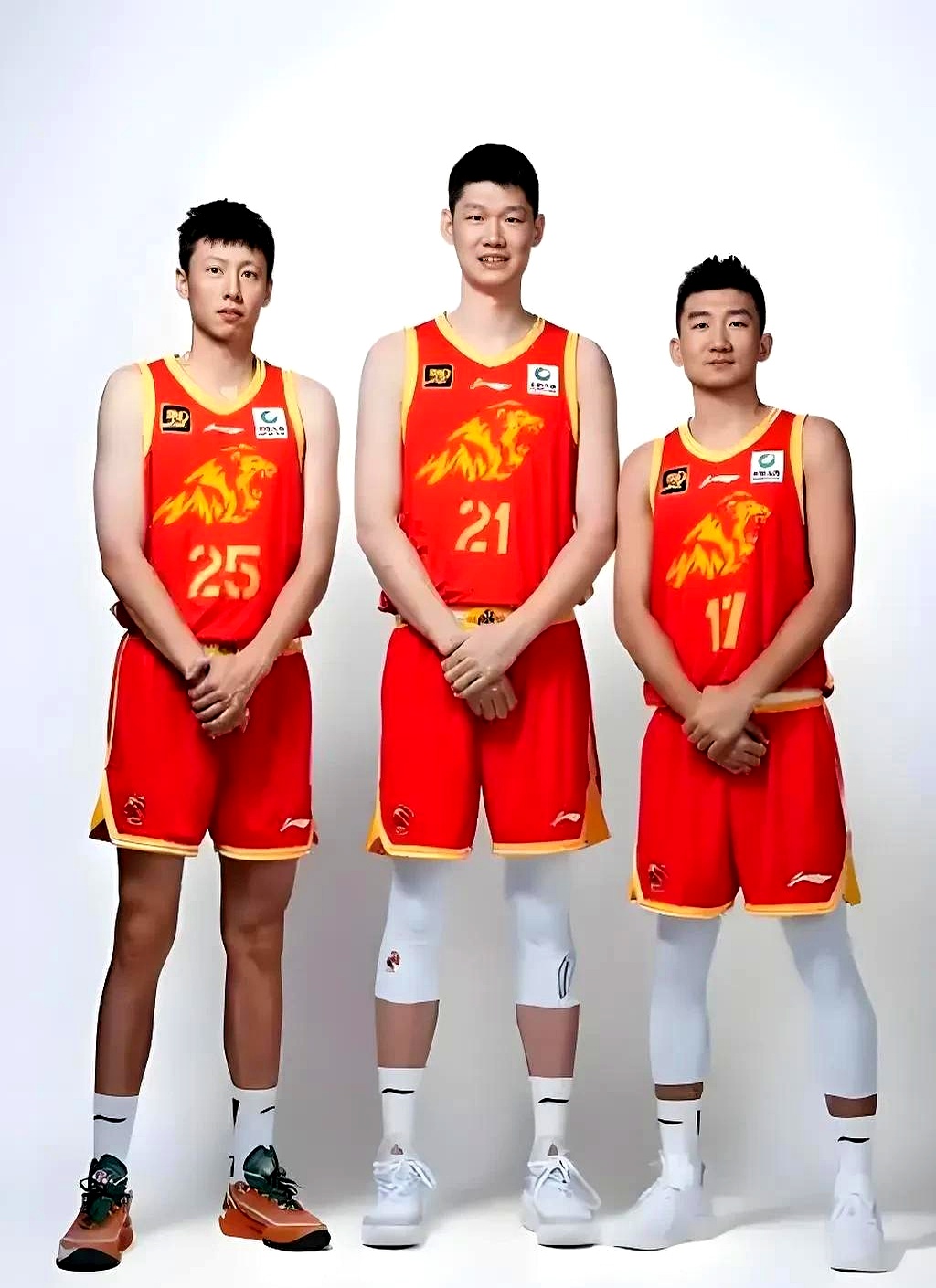 赛前萨克拉门托国王调整名单以备CBA常规赛，再遭质疑环节打磨，压力陡增，训练强度明显提升的简单介绍