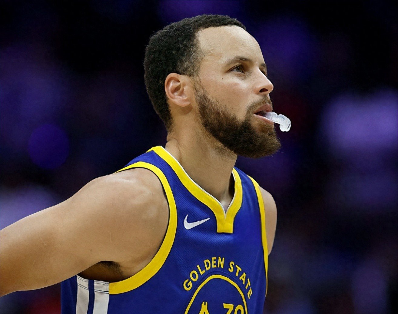 冲刺阶段孟菲斯灰熊调整名单以备NBA常规赛；篮板制胜环节打磨；目标明确；团队化学反应显著的简单介绍