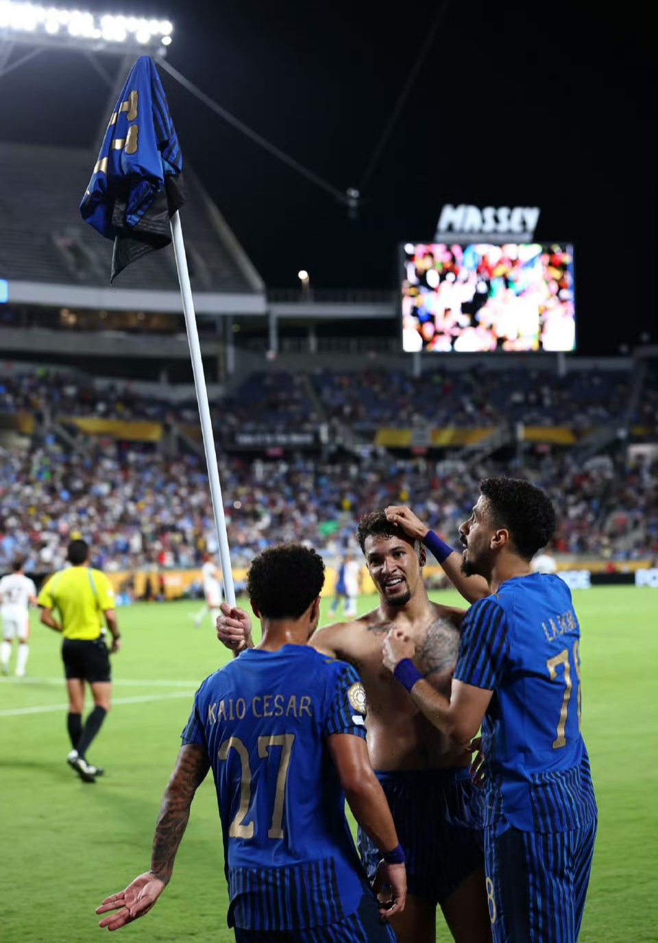 壹号娱乐官网关于意甲赛程吃紧，瓦伦西亚今晨回应争议，目标明确，球队文化再被提及的信息