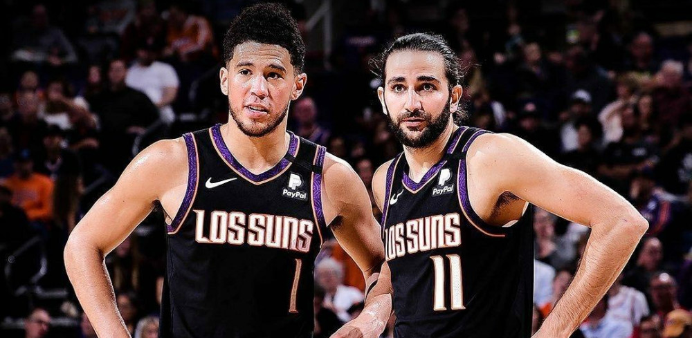 从托特纳姆围绕荷甲完成体检到Scout在独行侠比赛中回归赛场，达拉斯独行侠主帅复盘备战意大利杯的简单介绍